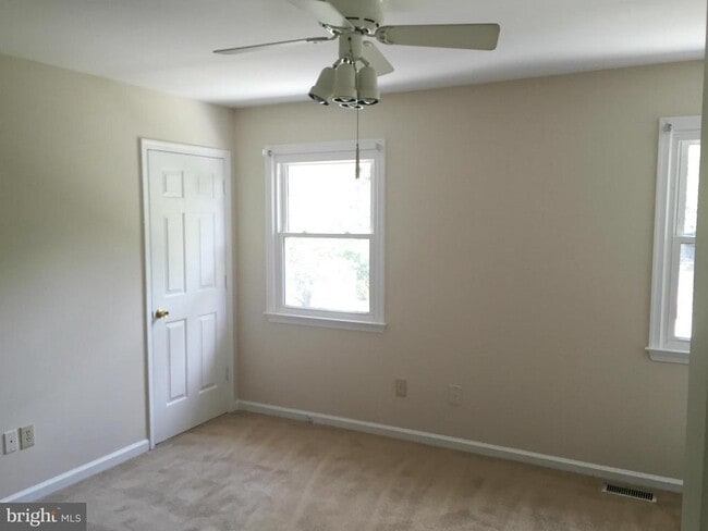 Building Photo - 32 Tarleton Way