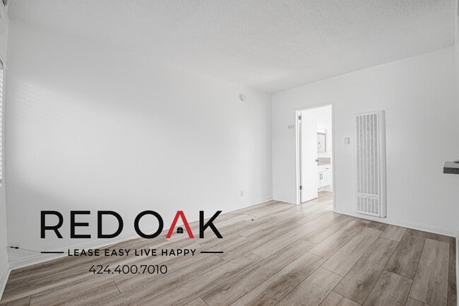 Foto del edificio - 5119 Fountain Ave