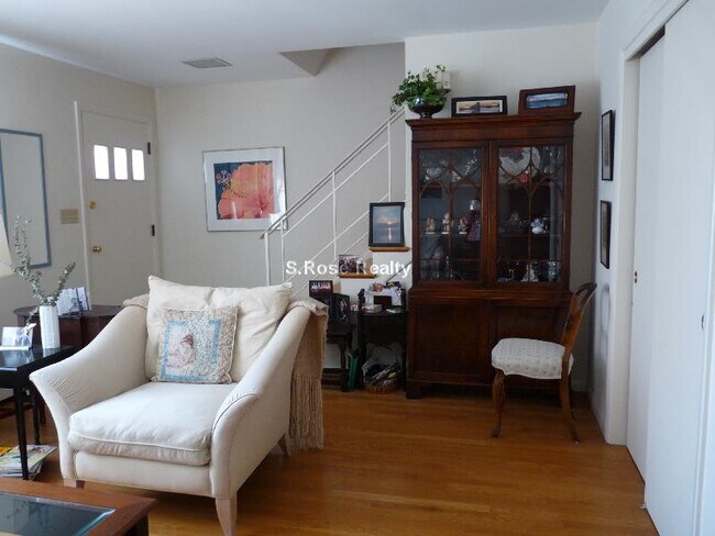 Foto del edificio - 999 Harvard St