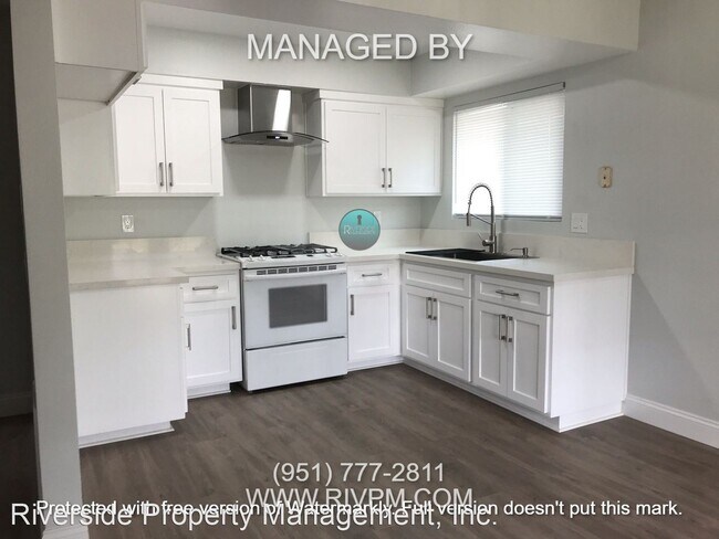 Building Photo - 3 br, 2 bath House - 5759 Lotus St.