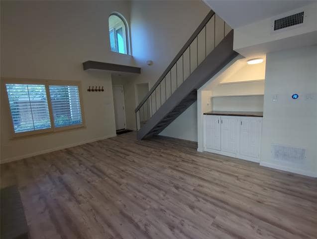 Building Photo - 14151 Montfort Dr