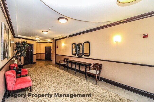 Foto del edificio - 700 E Denny Way