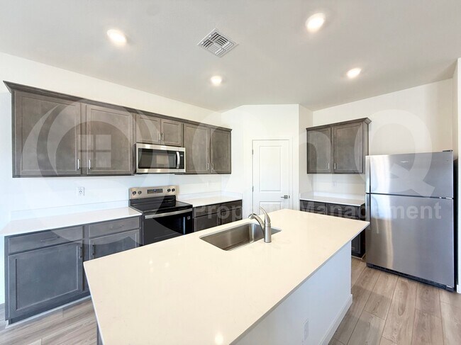Foto del edificio - 634 W Red Hawk Ct
