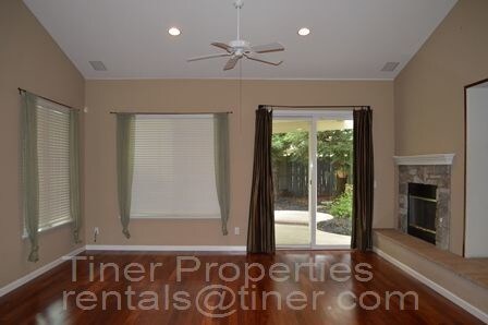 Building Photo - Luxurious 4 Bedroom Natomas Home w/Pond!