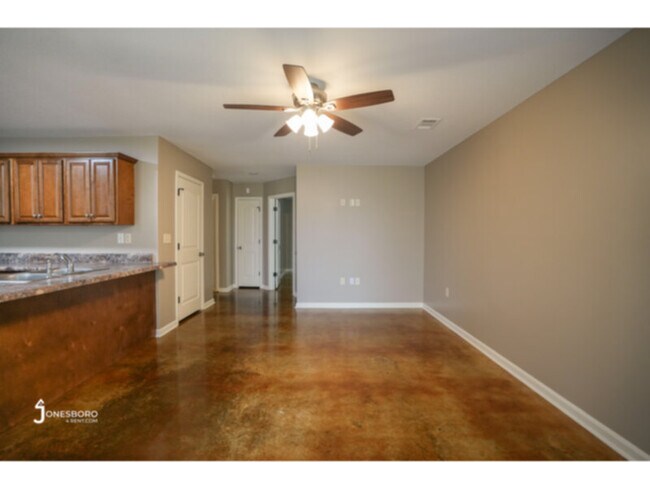 Foto del edificio - 3887 Turfway: 3BR 2BA house!