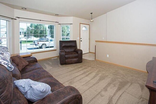 Foto del edificio - 4 bedroom in Billings MT 59105