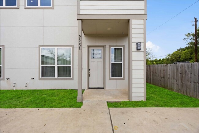 Foto del edificio - 9320 Coffee St