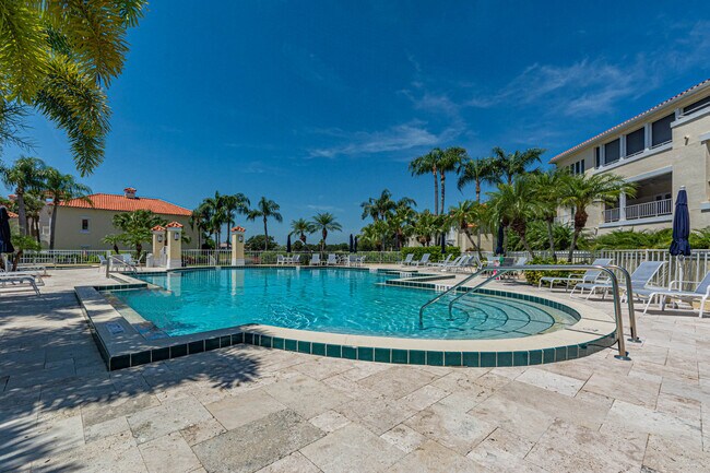 Foto del edificio - 5035 Harmony Cir