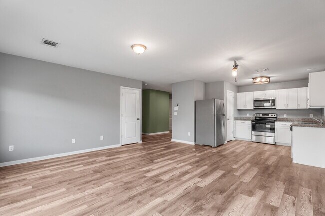 Foto del edificio - Your next home is waiting!