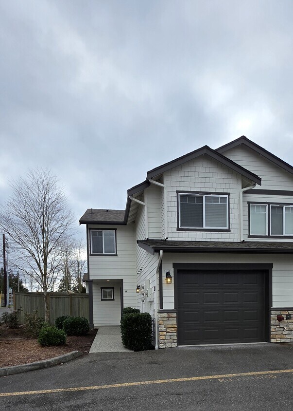 Photo - 2313 116th St SW (Everett, WA)