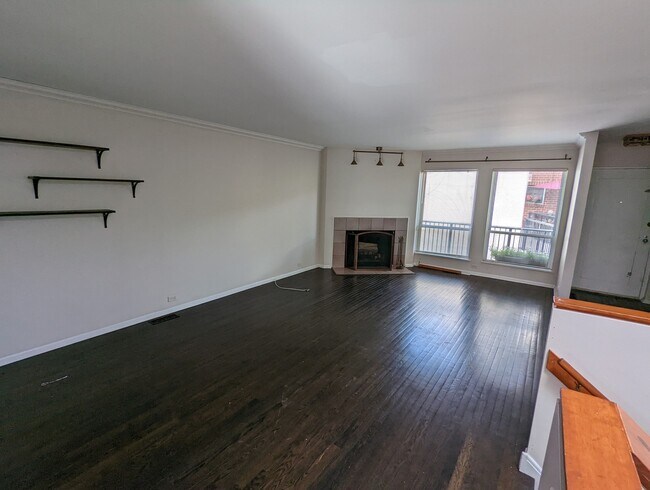 Foto del edificio - 5400 S Hyde Park Blvd