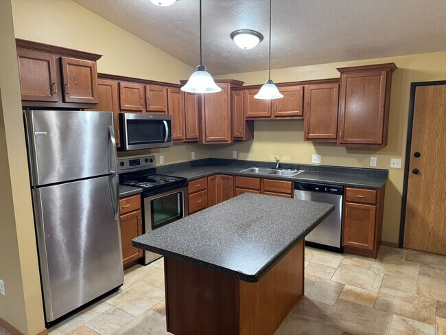 Foto del edificio - Meadow Ridge Apartments