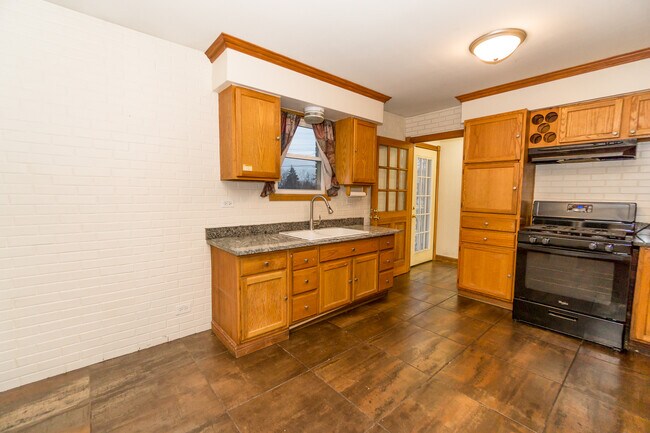 Foto del edificio - 649 S Wisconsin Ave