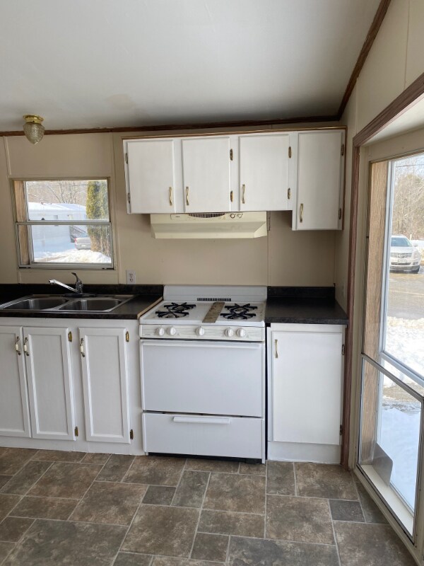 Building Photo - 21 Harriman Cove Rd