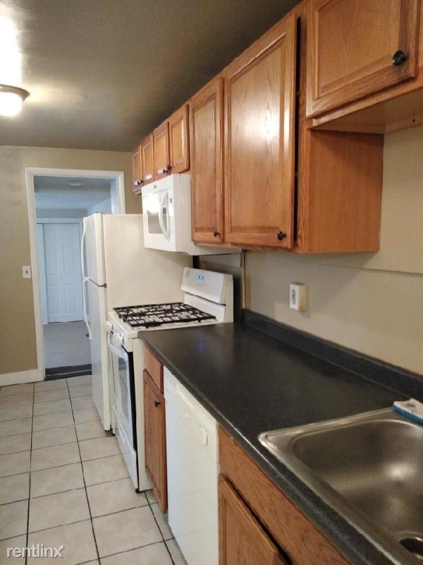 Building Photo - 4 br, 2 bath House - 841 N Madison St