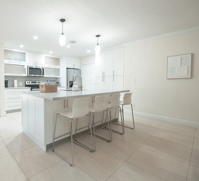 Foto del edificio - 1015 NE 89th St