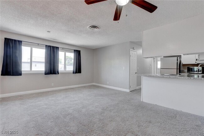 Foto del edificio - 1438 Lorilyn Ave