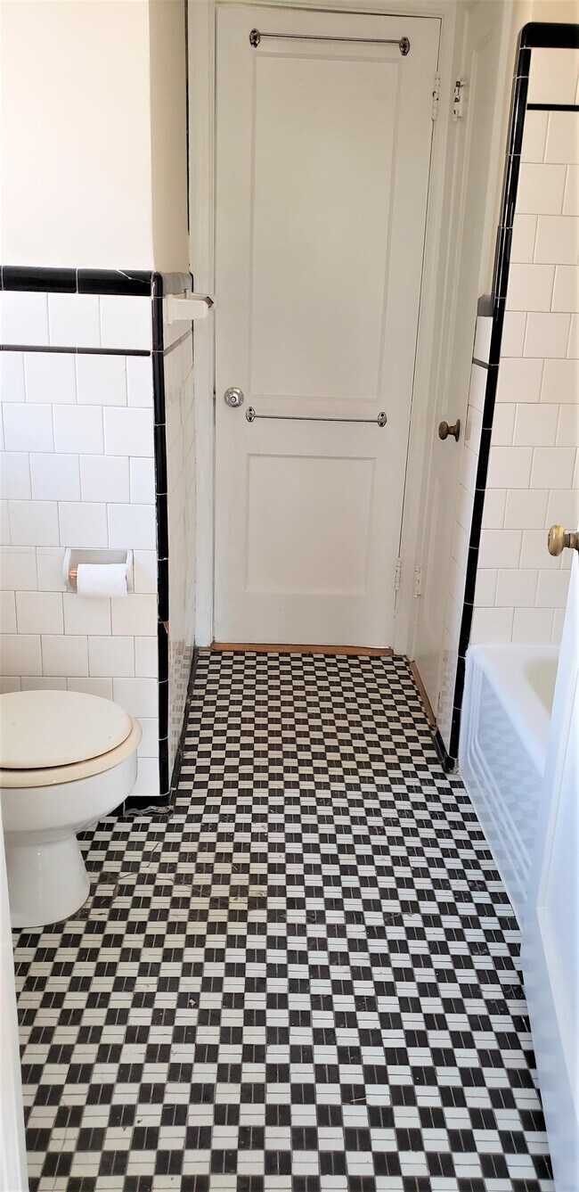 Foto del edificio - 319 South Carolina Ave SE