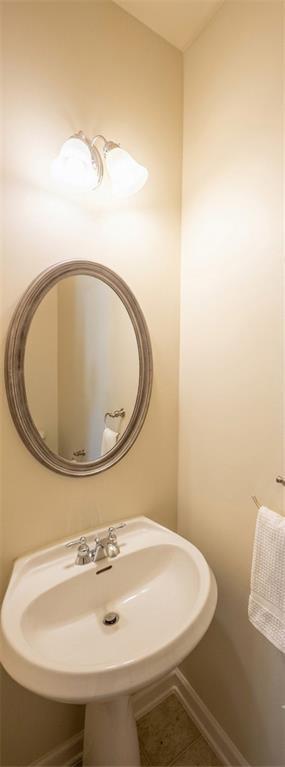 Foto del edificio - 2200 Oakland Grove Pl