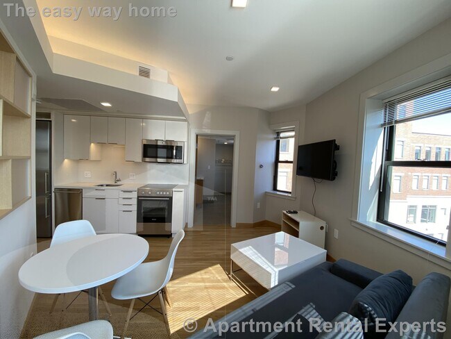Building Photo - 115 Mt Auburn St