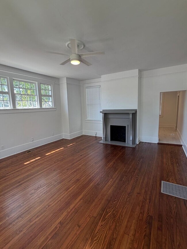 Building Photo - For Rent – Newly Renovated 1 Bedroom, 1 Bathroom Apartment in Baldwin Park, Savannah, GA