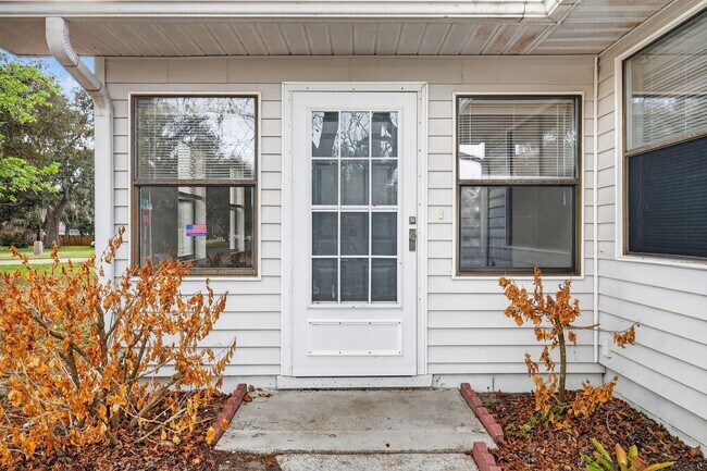 Foto del edificio - Spacious 2/2 in Leesburg Near Treadway Elementary – Bonus Room