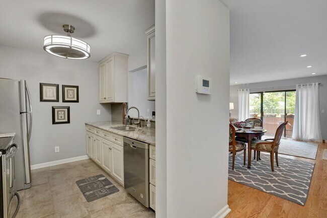 Foto del edificio - 971 Bloomfield Ave