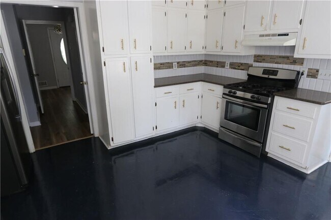 Building Photo - 2840 Spring Ridge Cir