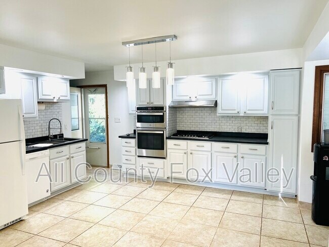 Foto del edificio - 110 Stadium Dr