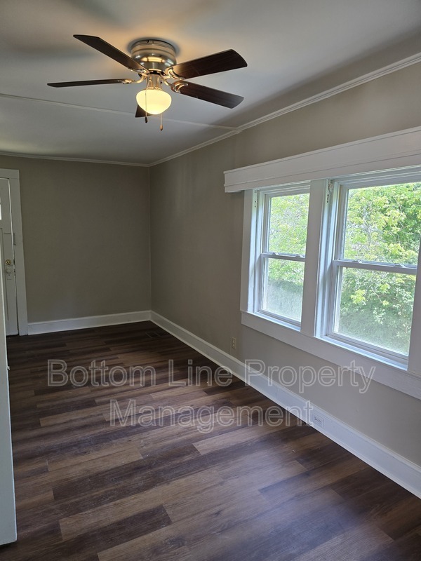 Building Photo - 182 Cabarrus Ave E