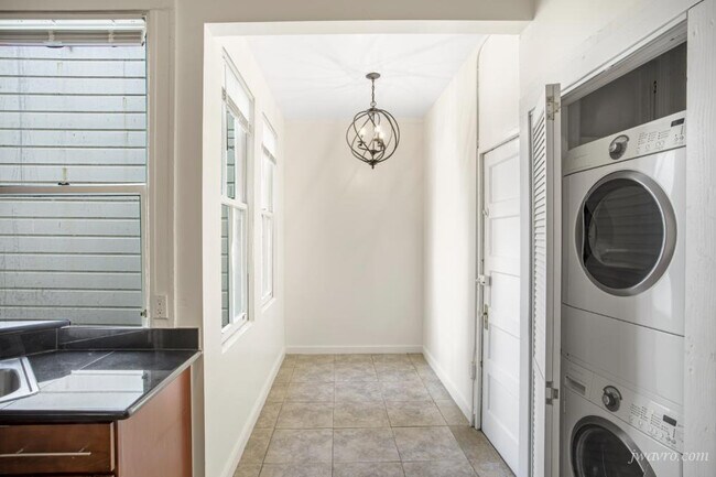 Foto del edificio - 610 Ashbury St