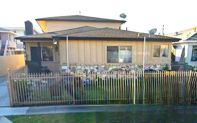 Photo - 4048 139th St Apartments