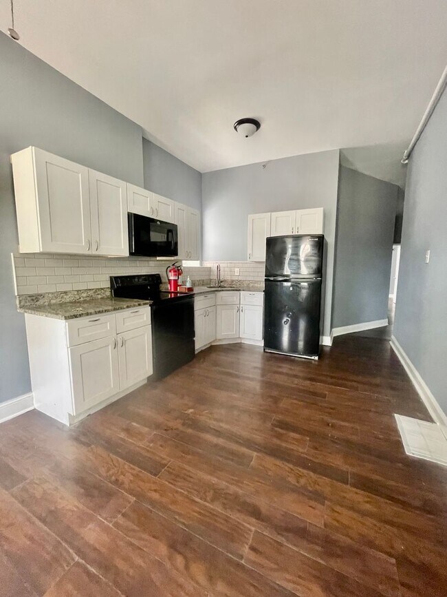 Photo - 4115 Pennsgrove St Apartment