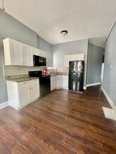Building Photo - 4115 Pennsgrove St