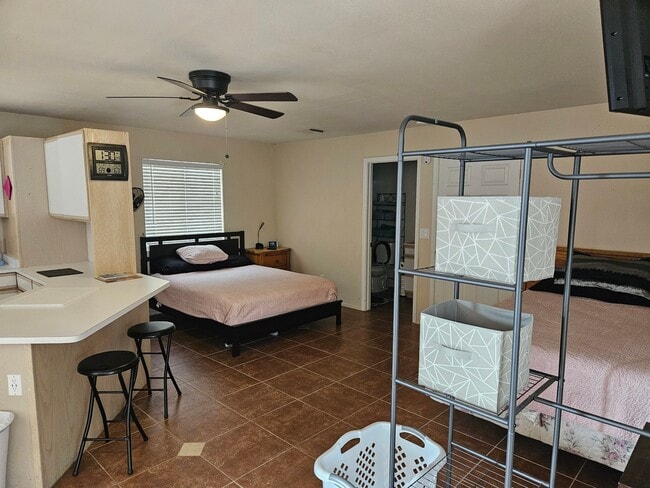 Foto del edificio - 3440 Sunriver Rd