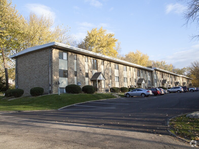 Brookview Apartments Rentals Peoria, IL
