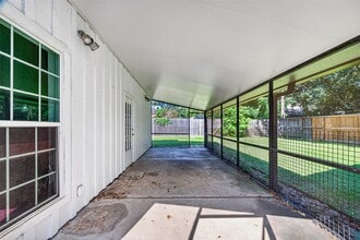 Building Photo - 5150 Jason St