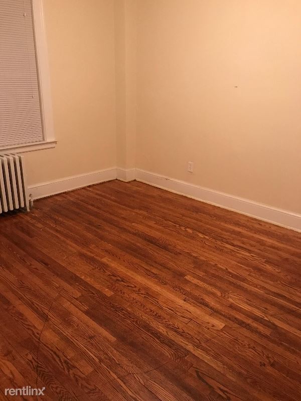Building Photo - 2 br, 1 bath Apartment - 4 Baldwin st