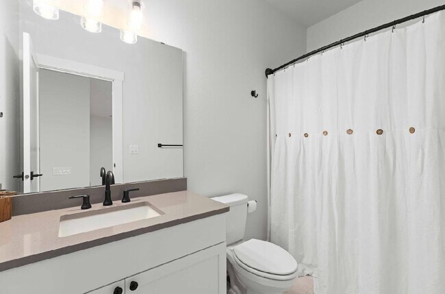 Building Photo - 10224 Ramble Dr NW
