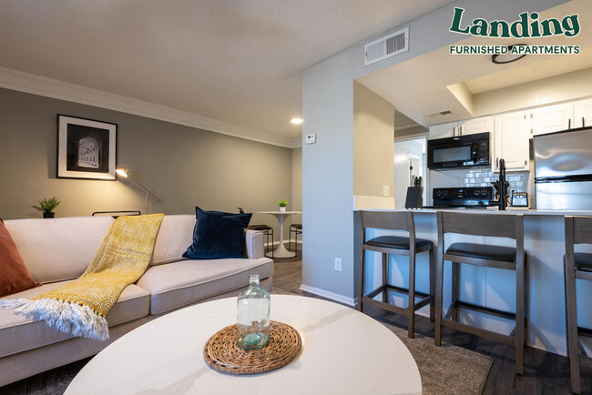 Foto del edificio - 5200 N Lamar Blvd