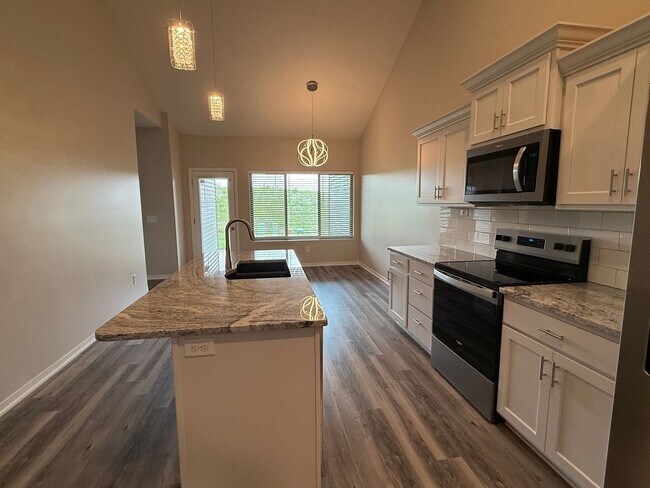 Foto del edificio - 10700 N 149th St