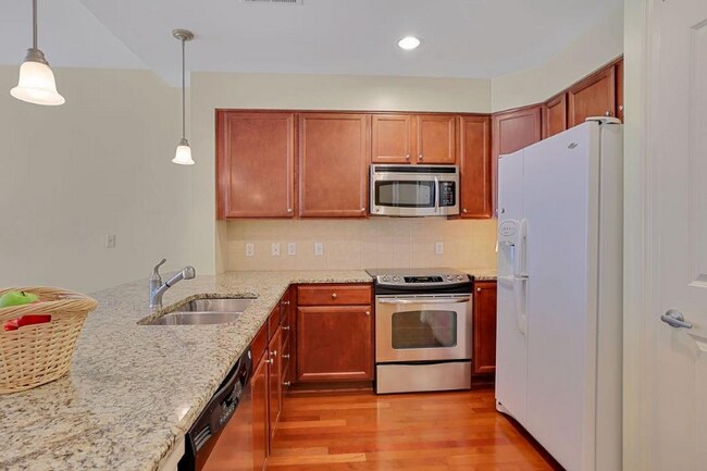 Foto del edificio - 200 River Vista Drive