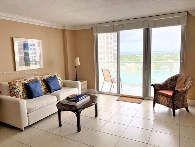 Foto del edificio - 5701 Collins Ave