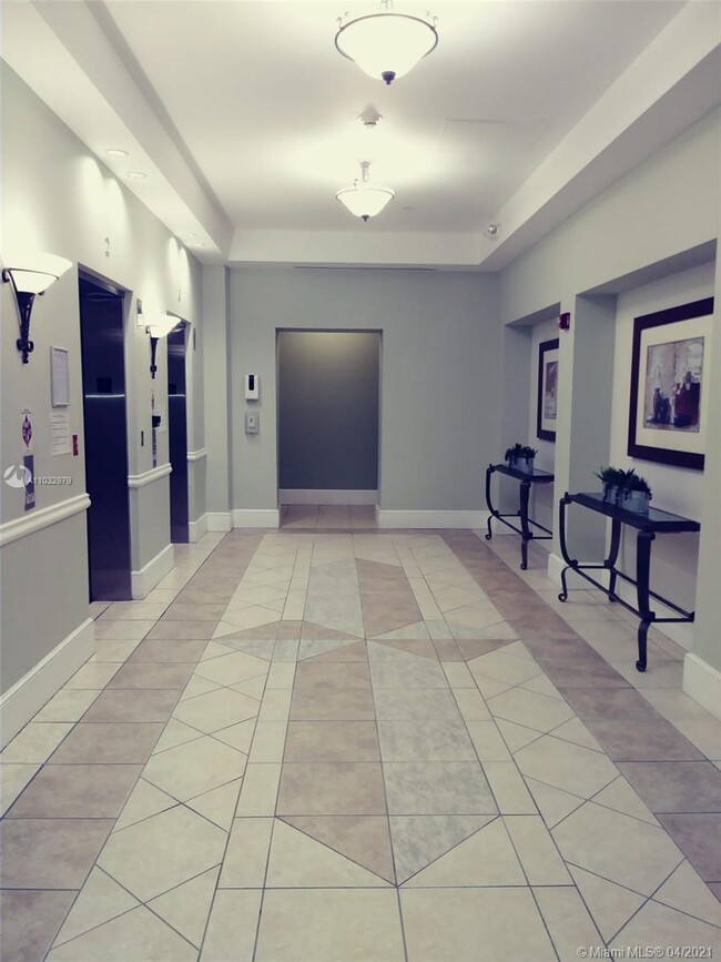 Building Photo - 50 Menores Ave