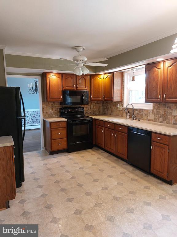 Foto del edificio - 13 Heatherwood Hill