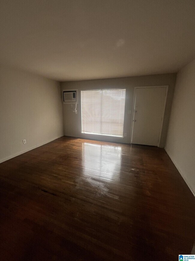 Foto del edificio - 2637 Pike Rd