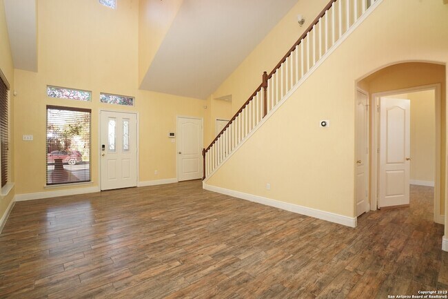 Foto del edificio - 1354 Crown Brook