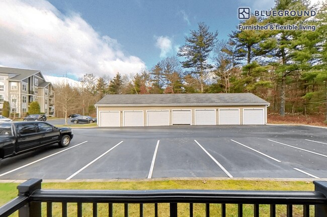 Building Photo - 60 Robert Dr