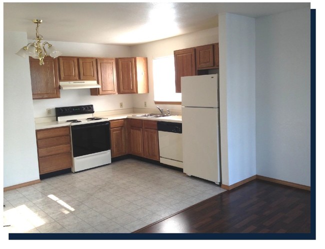 Kitchen - Springhill Apartments