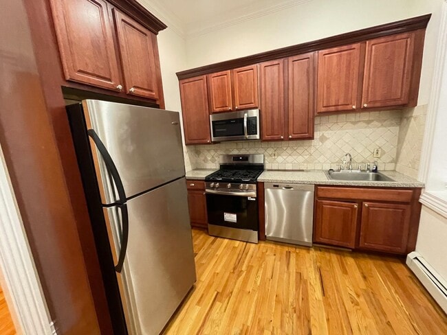 Foto del edificio - 145 Grand St